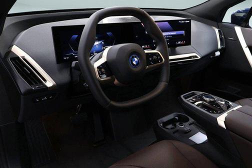 2025 BMW iX xDrive50
