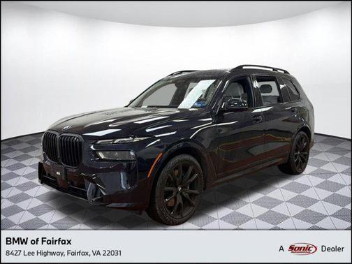 Carbon Black Metallic 2024 BMW X7 xDrive40i