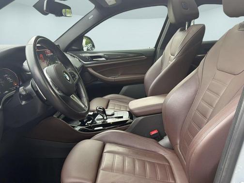 Black 2023 BMW X4 M40i