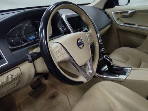 2015 Volvo XC60 T5 Premier