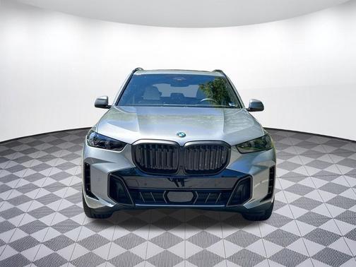 Skyscraper Grey Metallic 2026 BMW X5 xDrive40i