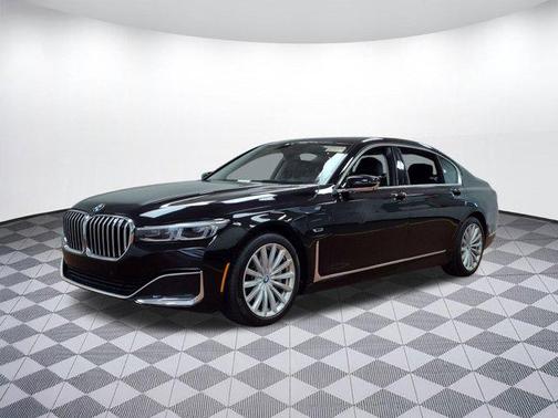 2022 BMW 745e xDrive
