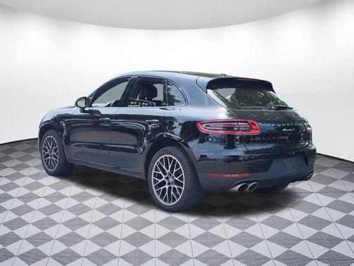 2018 Porsche Macan Base