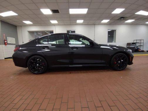 2026 BMW 330 xDrive NA