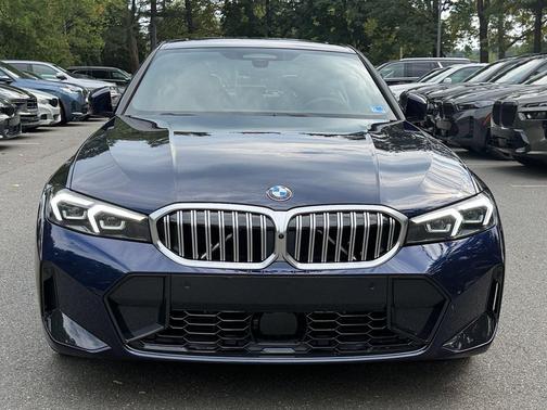 Tanzanite Blue II Metallic 2026 BMW 330 xDrive NA