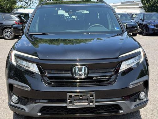 Crystal Black Pearl 2021 Honda Pilot AWD Black Edition