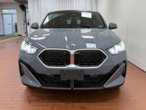 2025 BMW X2 xDrive28i