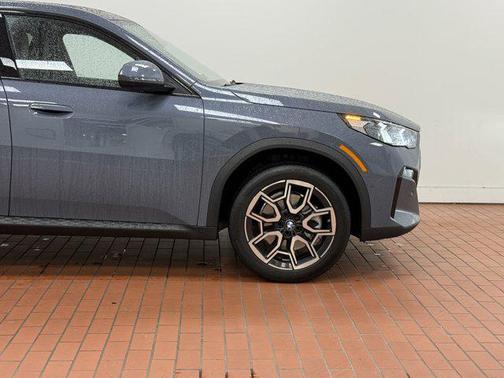 2025 BMW X2 xDrive28i