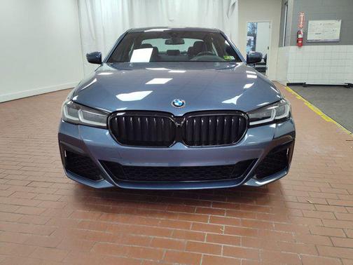 2023 BMW 530 i xDrive