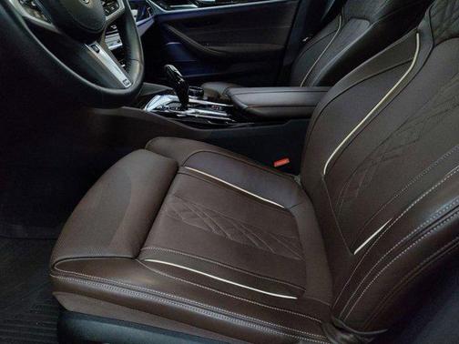 2023 BMW M550 i Xdrive