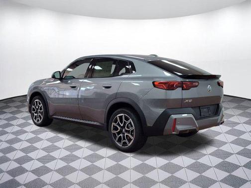 2025 BMW X2 xDrive28i