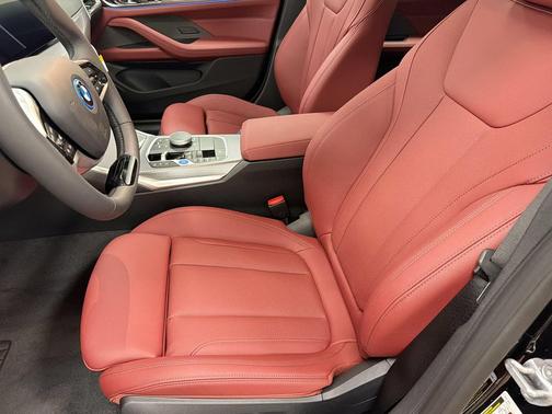 Jet Black 2026 BMW i4 Gran Coupe xDrive40