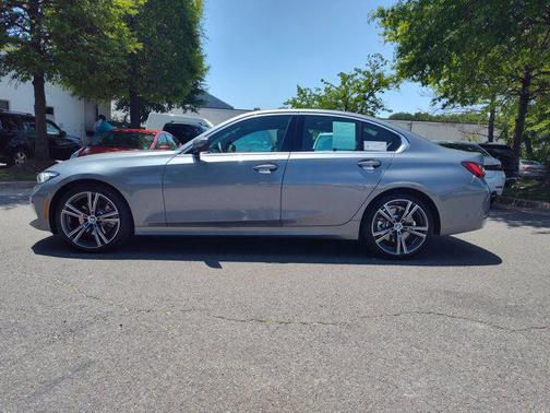 2024 BMW 330 i