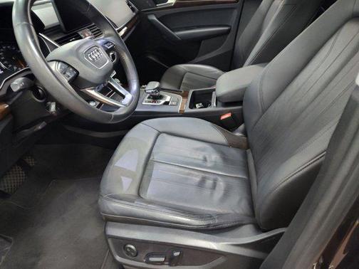 2020 Audi Q5 45 Premium