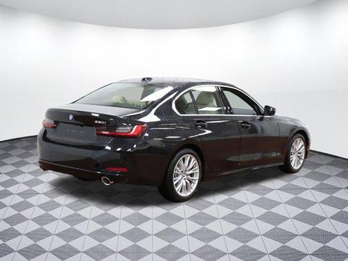 2024 BMW 330 i