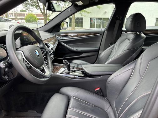 Blue 2018 BMW 530 xDrive