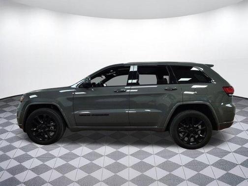 2021 Jeep Grand Cherokee Laredo