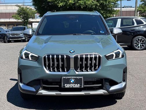 Cape York Green Metallic 2023 BMW X1 xDrive28i