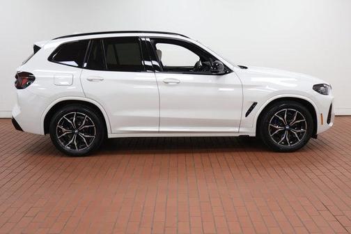 2023 BMW X3 M40i
