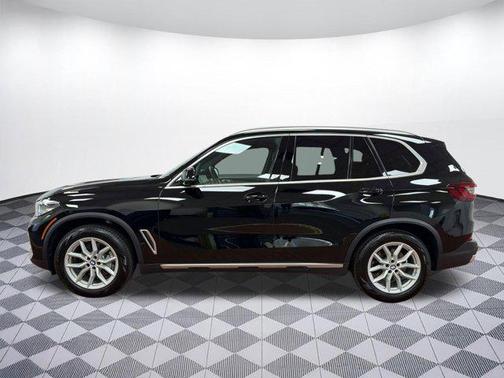 Jet Black 2023 BMW X5 xDrive40i