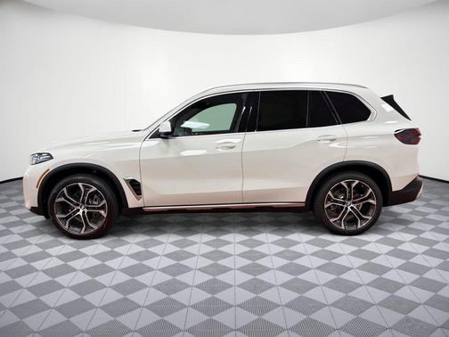 Alpine White 2026 BMW X5 xDrive40i