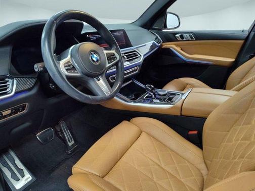 2023 BMW X5 M50i