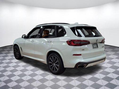 2023 BMW X5 M50i