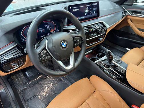 Dark Graphite Metallic 2023 BMW 530 i xDrive