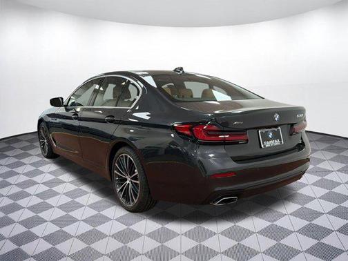 Dark Graphite Metallic 2023 BMW 530 i xDrive