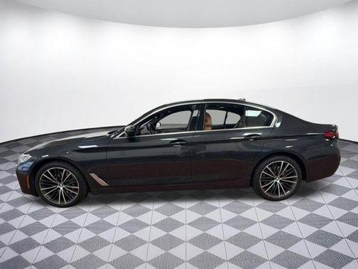 Dark Graphite Metallic 2023 BMW 530 i xDrive
