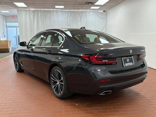Dark Graphite Metallic 2023 BMW 530 i xDrive