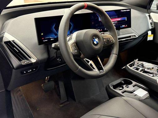 2025 BMW iX M60