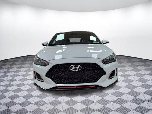2020 Hyundai Veloster Base