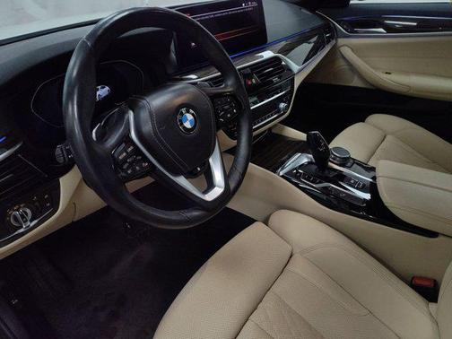 2021 BMW 530 xDrive