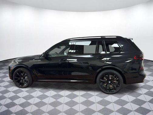 Black Sapphire Metallic 2023 BMW X7 xDrive40i