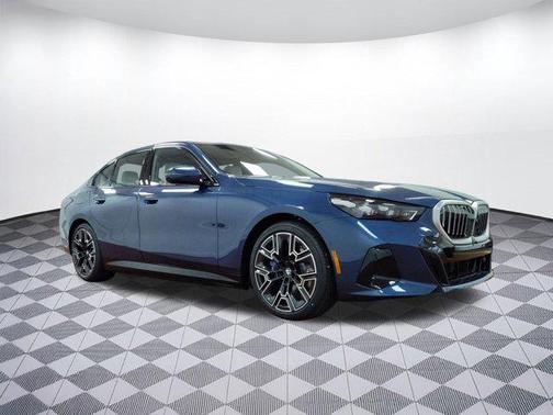 2026 BMW 550e 550e xDrive