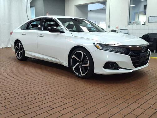 2022 Honda Accord Hybrid Base