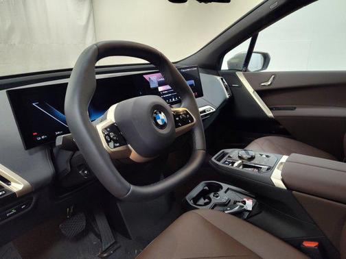 2026 BMW iX xDrive60