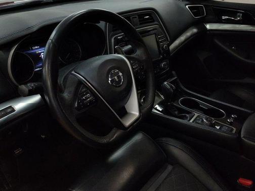 2017 Nissan Maxima 3.5 SR