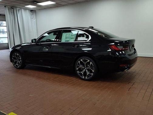 2026 BMW 330 i xDrive