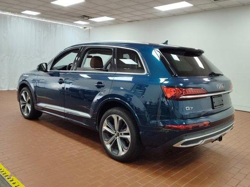 2021 Audi Q7 55 Premium Plus