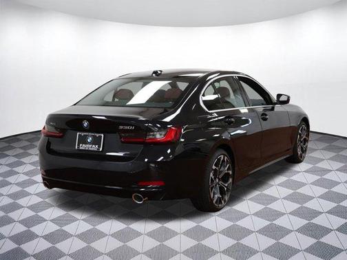 2025 BMW 330 i xDrive