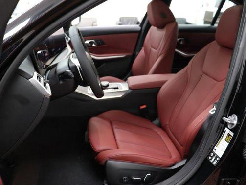 2025 BMW 330 i xDrive