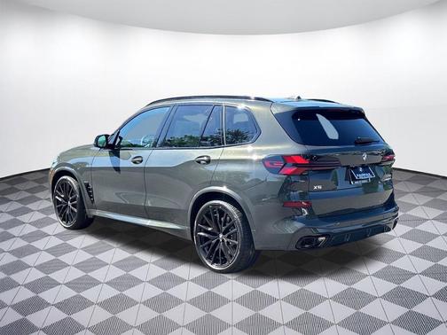 Dravit Grey Metallic 2026 BMW X5 M60i
