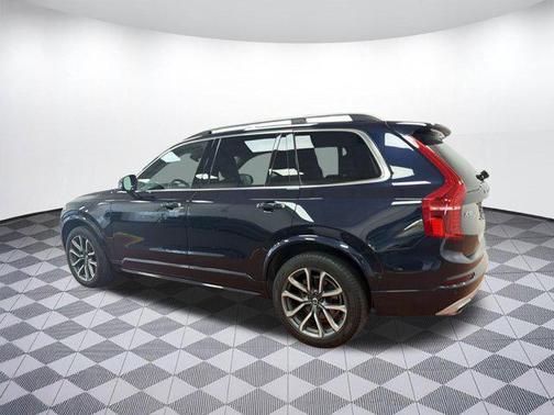 Onyx Black Metallic 2019 Volvo XC90 T6 Momentum
