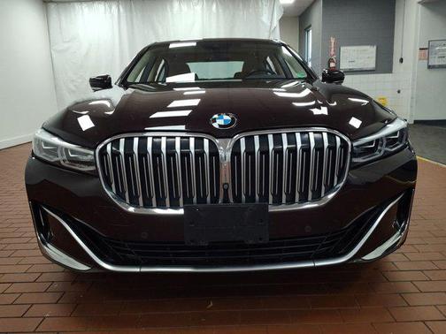 2020 BMW 740 xDrive