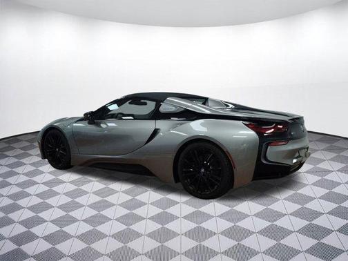 2019 BMW i8 Roadster