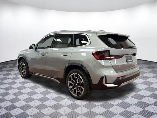 Space Silver Metallic 2026 BMW X1 xDrive28i