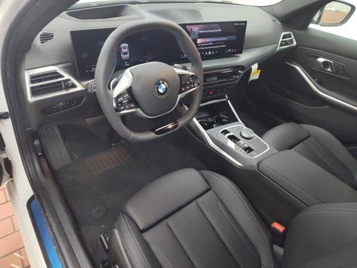 2025 BMW 330 i xDrive