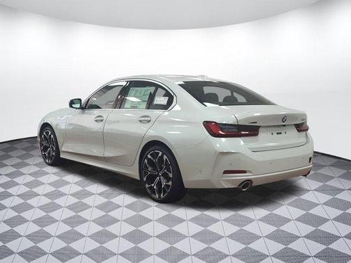 2025 BMW 330 i xDrive